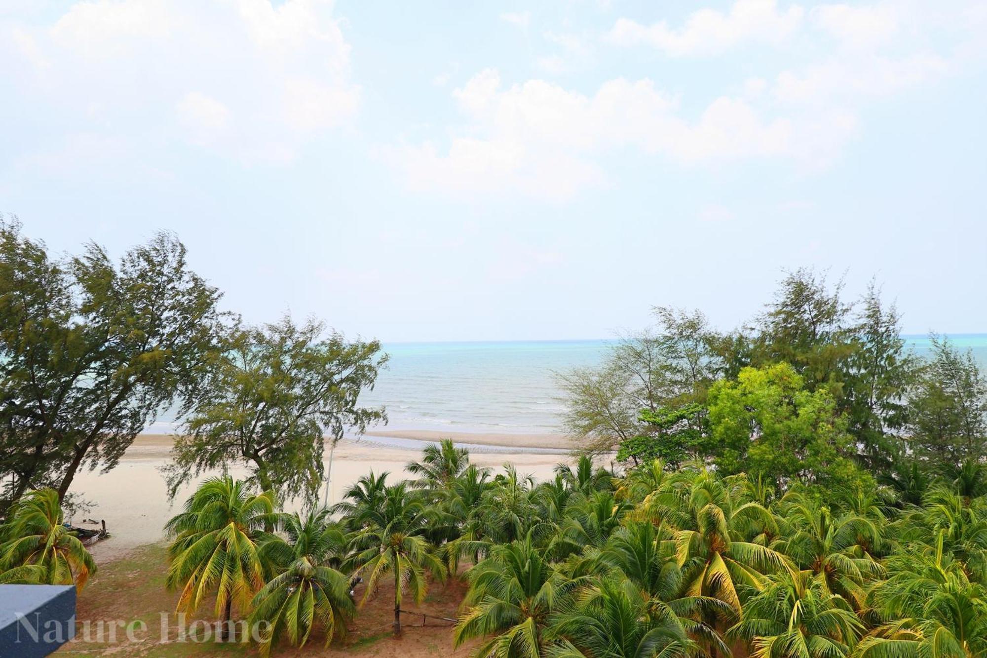 Nature Home 2 - Swiss Garden Resort Residences Beachfront Villa Kuantan Eksteriør billede